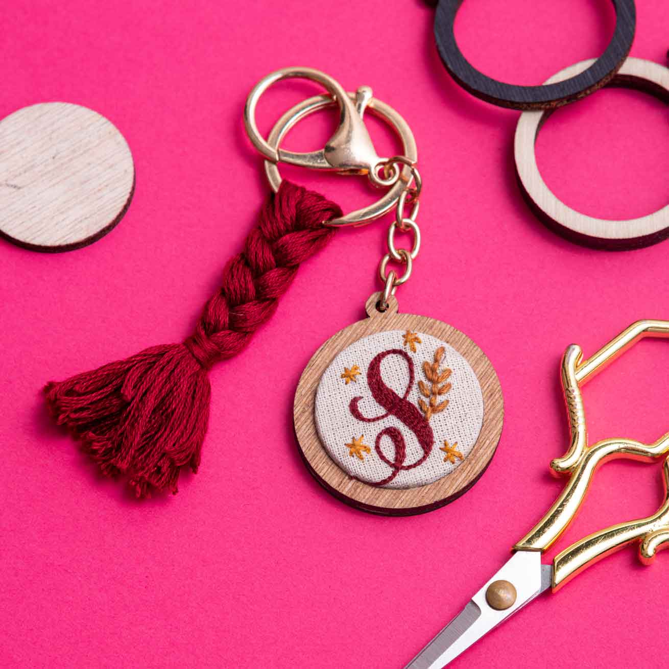 3 PCS The Key to Happiness Embroidery Letter Key Chain Bijoux for